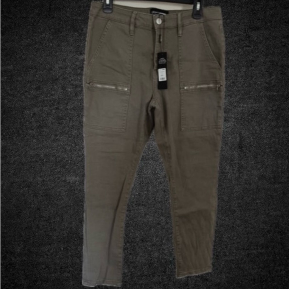 Fashion Nova Green Skinny Pants